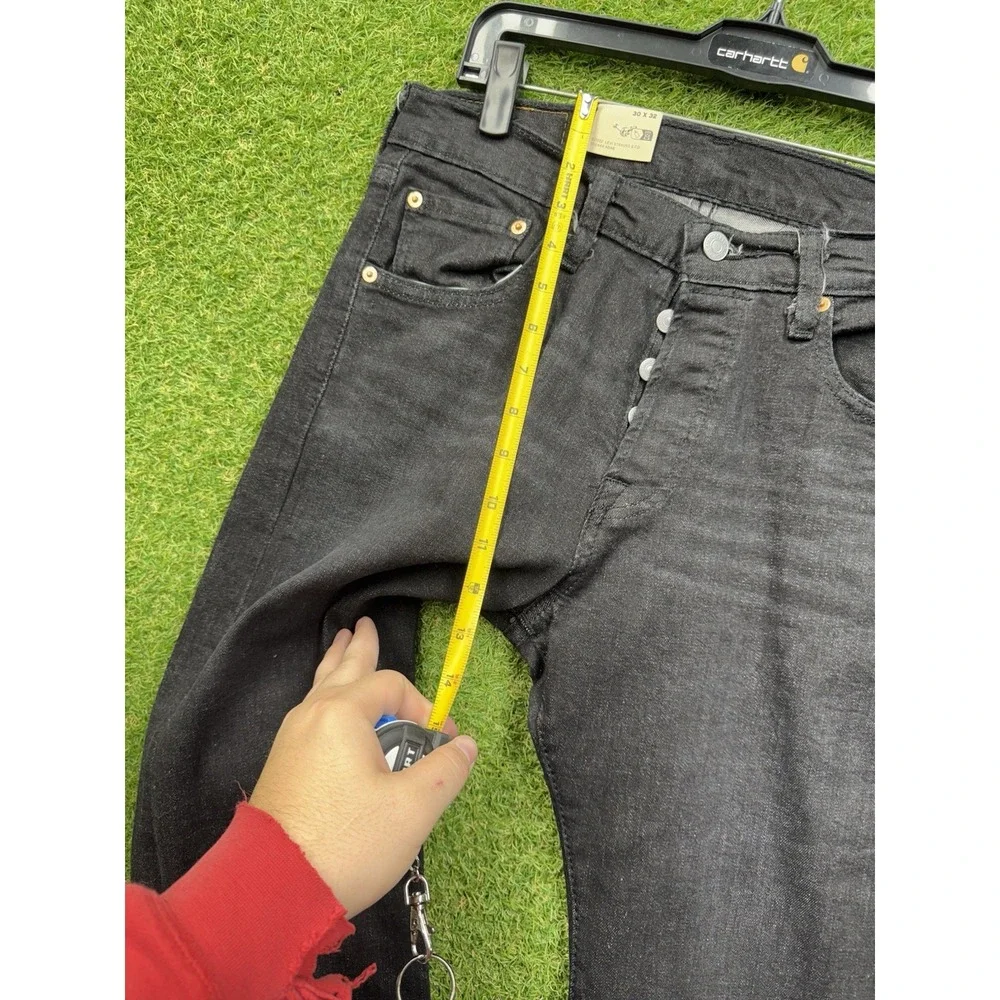 Levis 501 Jeans Mens 30x32 Black Legacy Straight Leg Original Fit Button Fly NWT